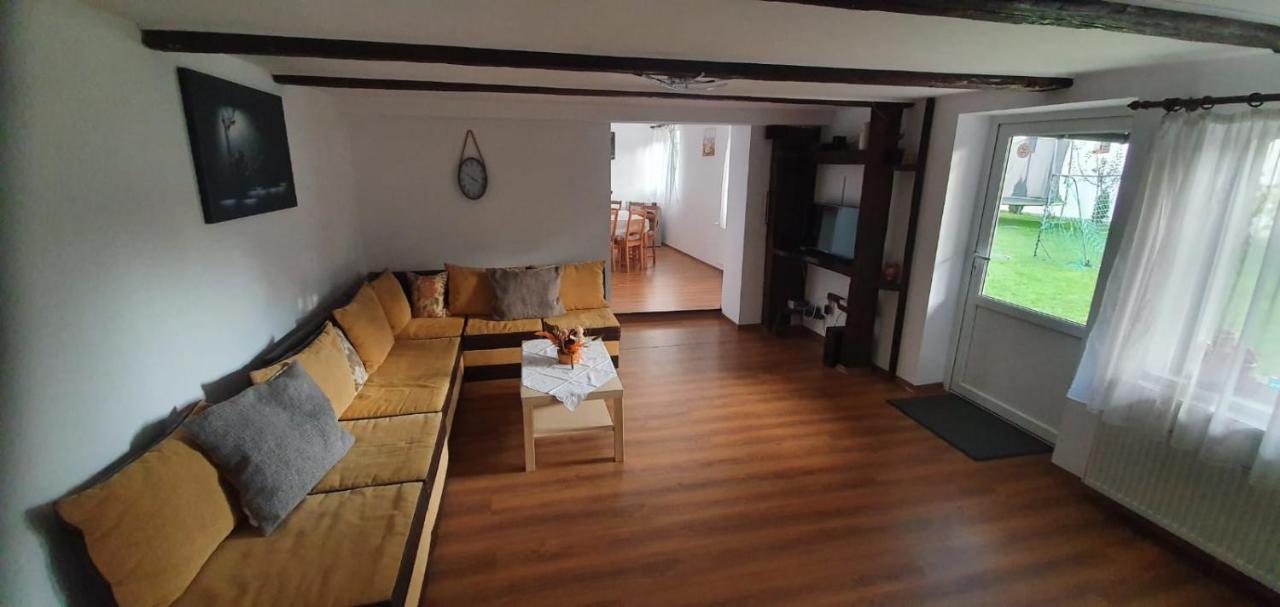 Casa de oaspeti Laura Rîşnov Esterno foto