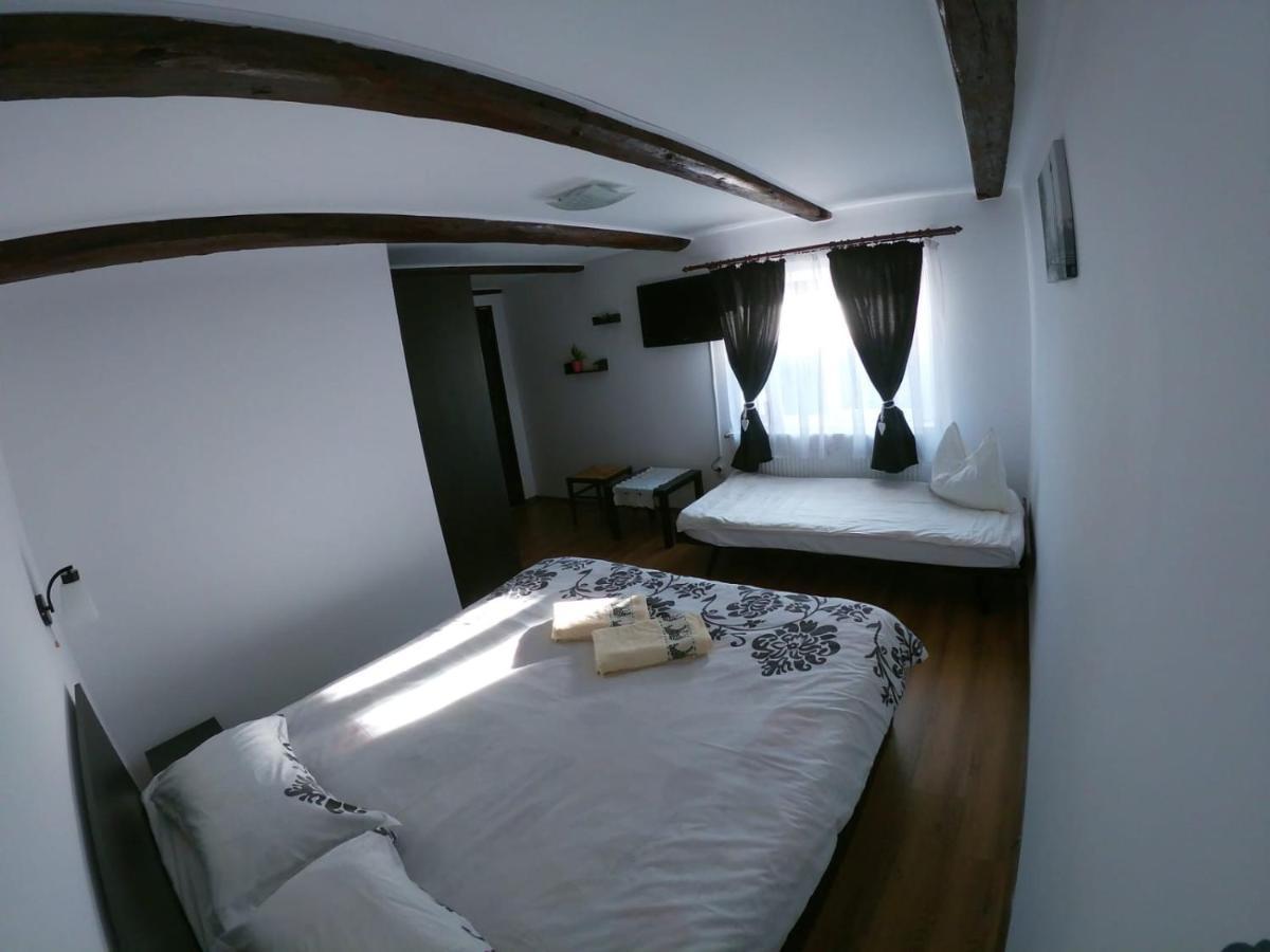 Casa de oaspeti Laura Rîşnov Esterno foto