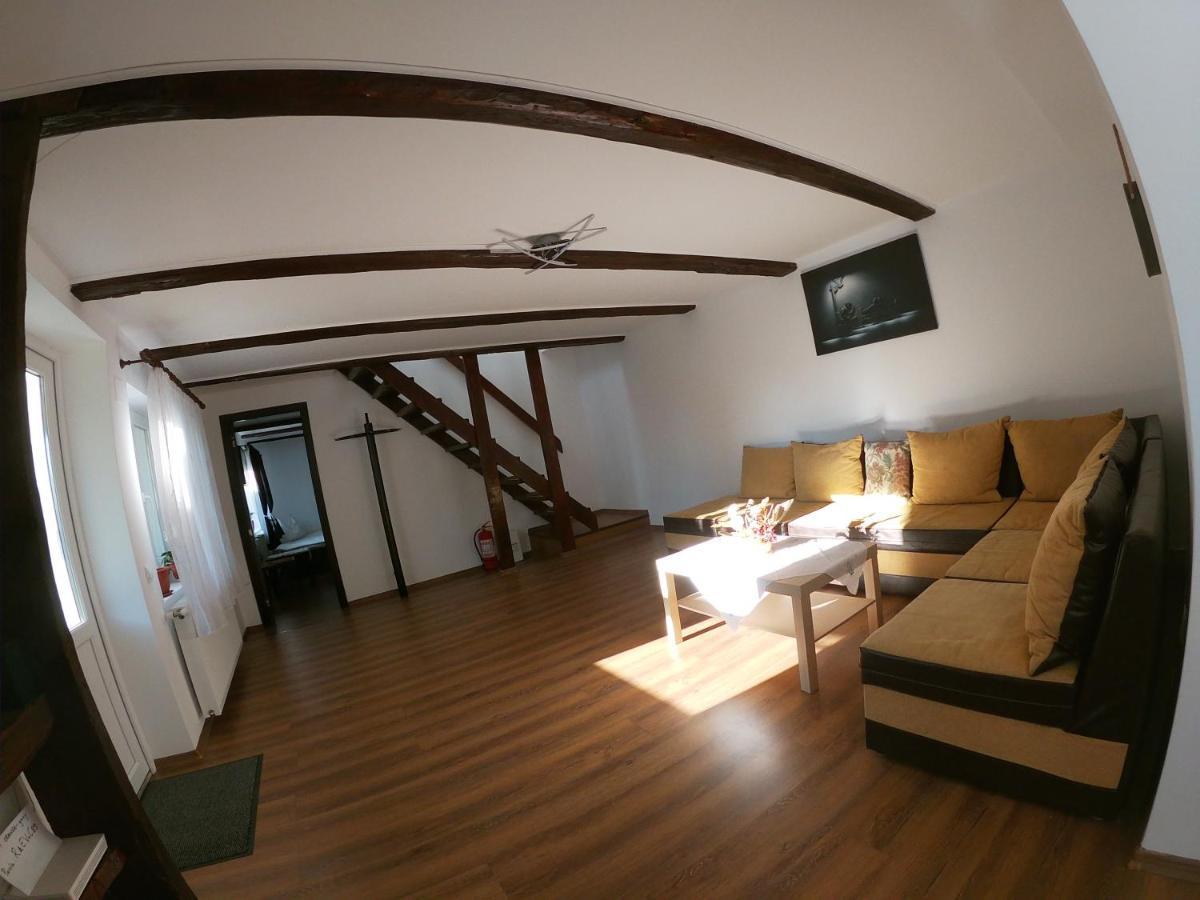 Casa de oaspeti Laura Rîşnov Esterno foto
