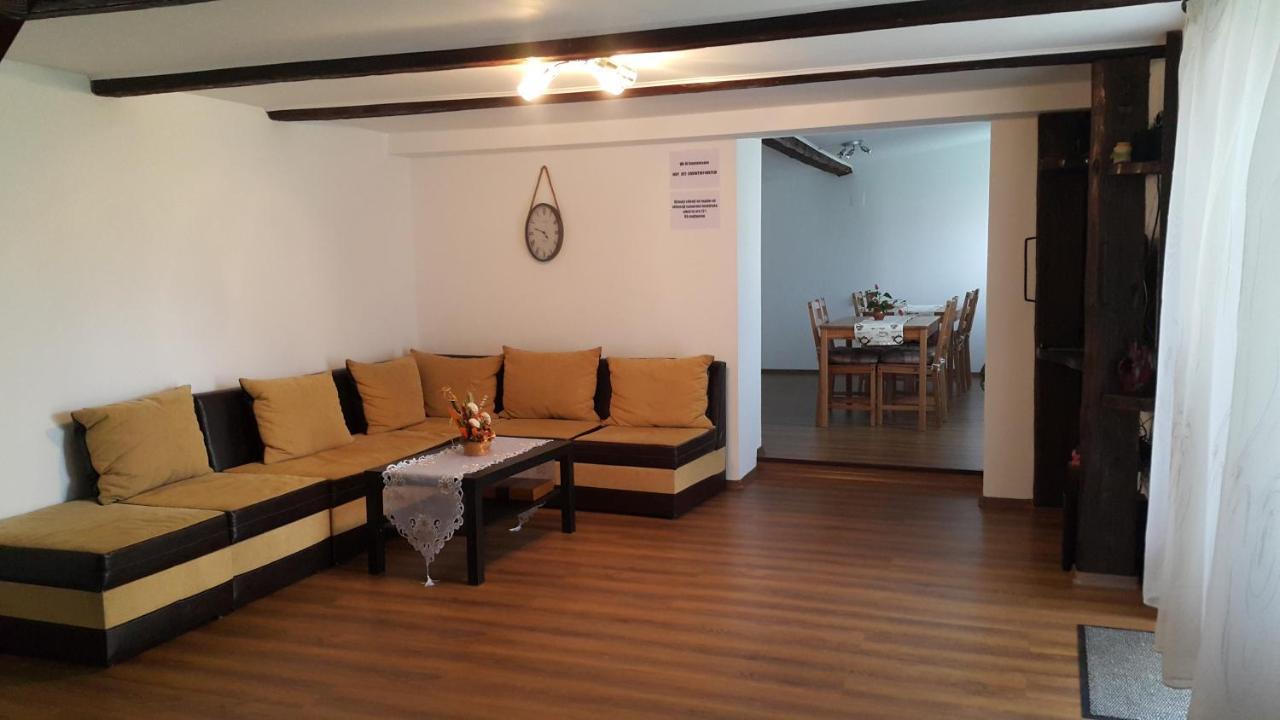 Casa de oaspeti Laura Rîşnov Esterno foto