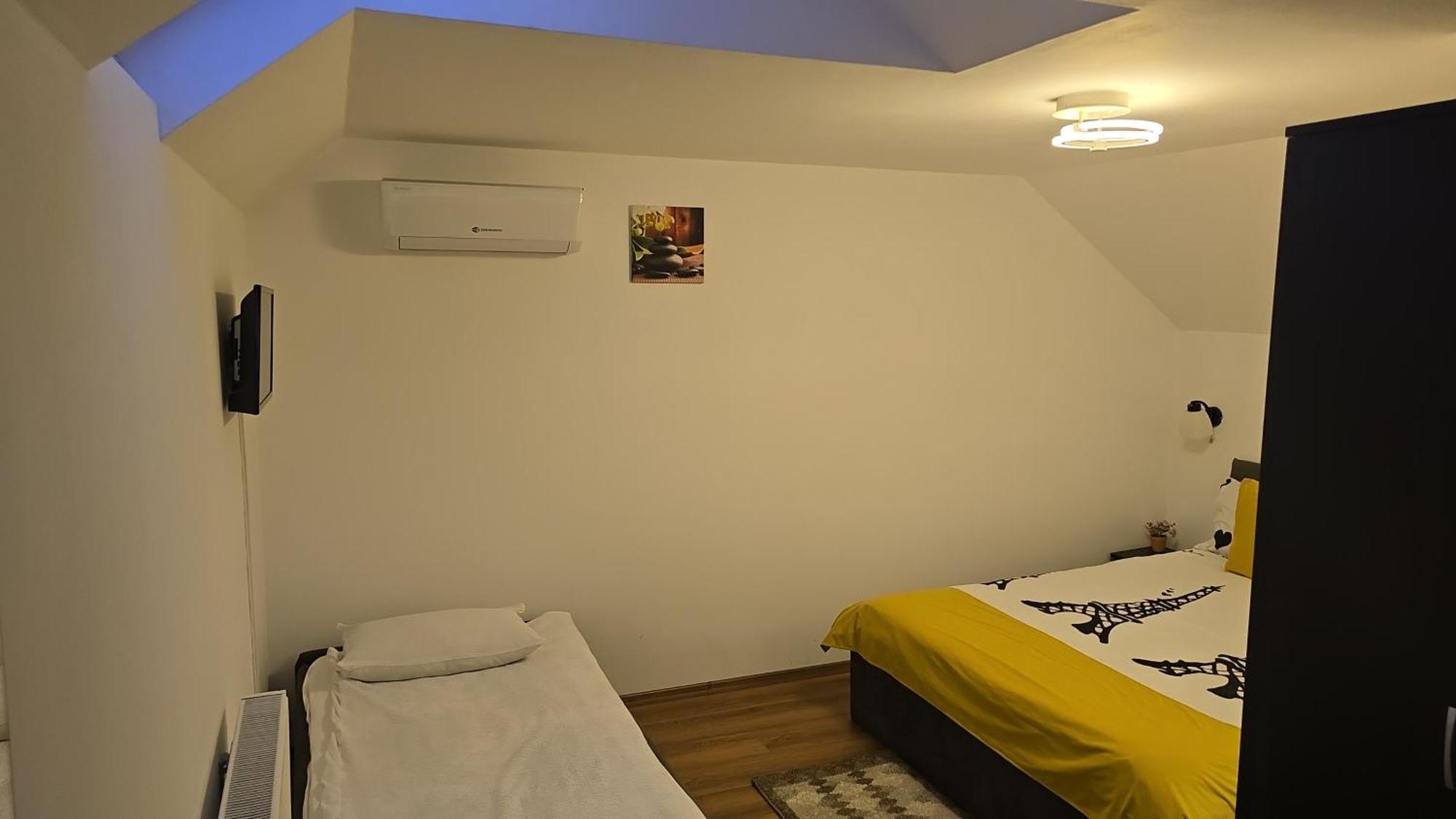 Casa de oaspeti Laura Rîşnov Esterno foto